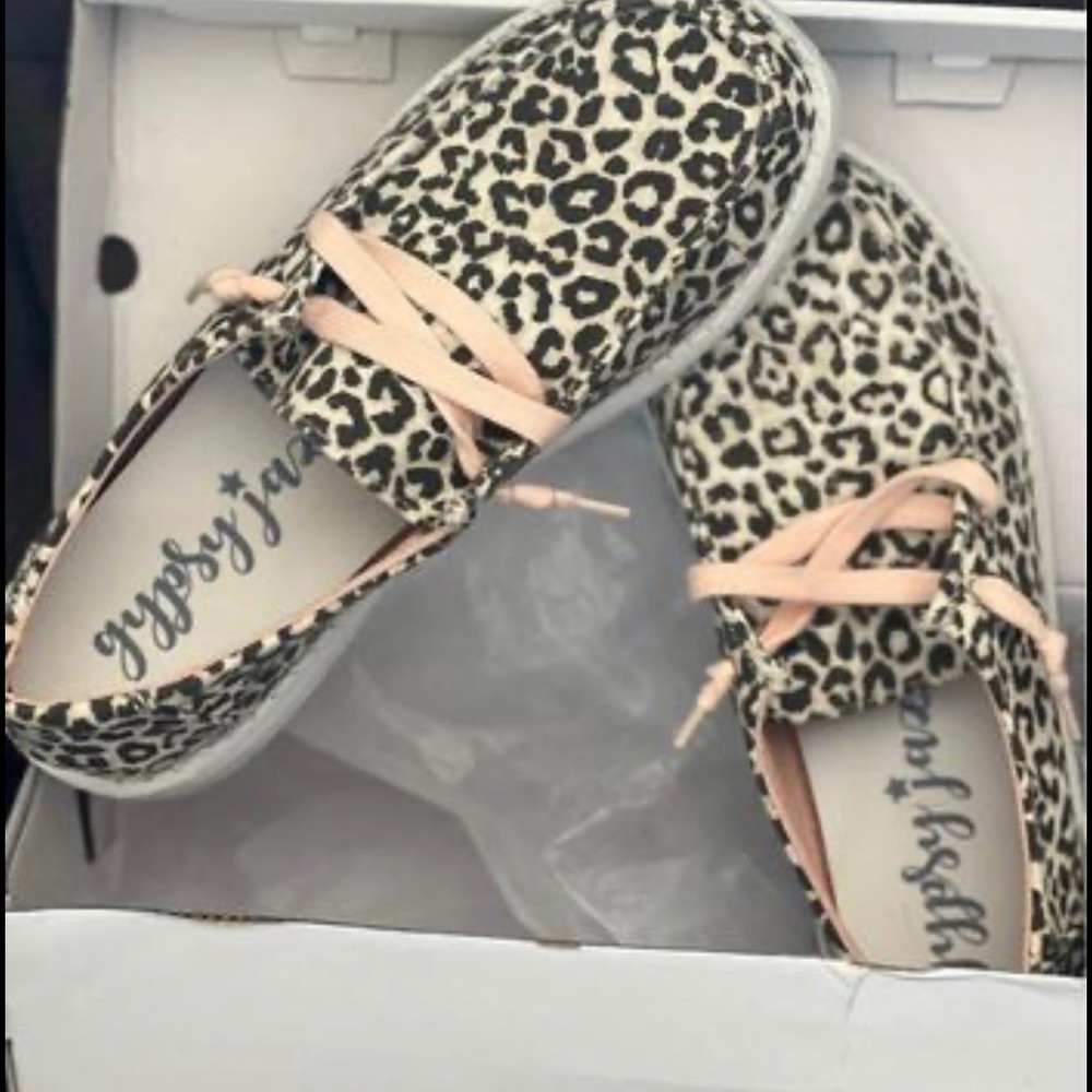 Brand new in box Gypsy jazz shoes 9.5